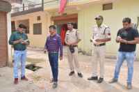 Three members of Babaria gang ran away by chain snatching