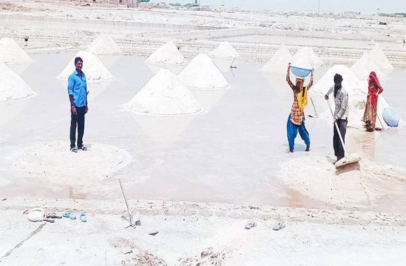 नमक व्यवसाय : आजादी से पहले थे सरताज, अब दूरी बनी अभिशाप