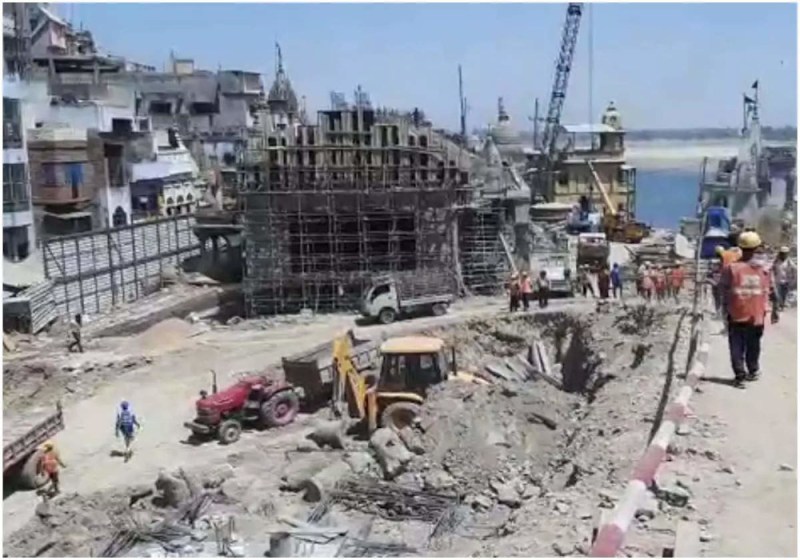 Labour Death in Accident during Kashi Vishwanth Corridor Construction