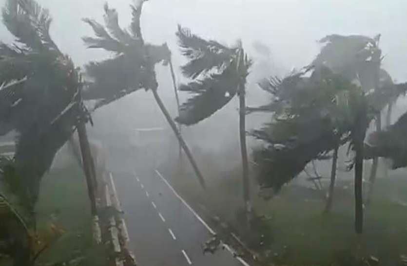 Delhi Weather News Updates Today