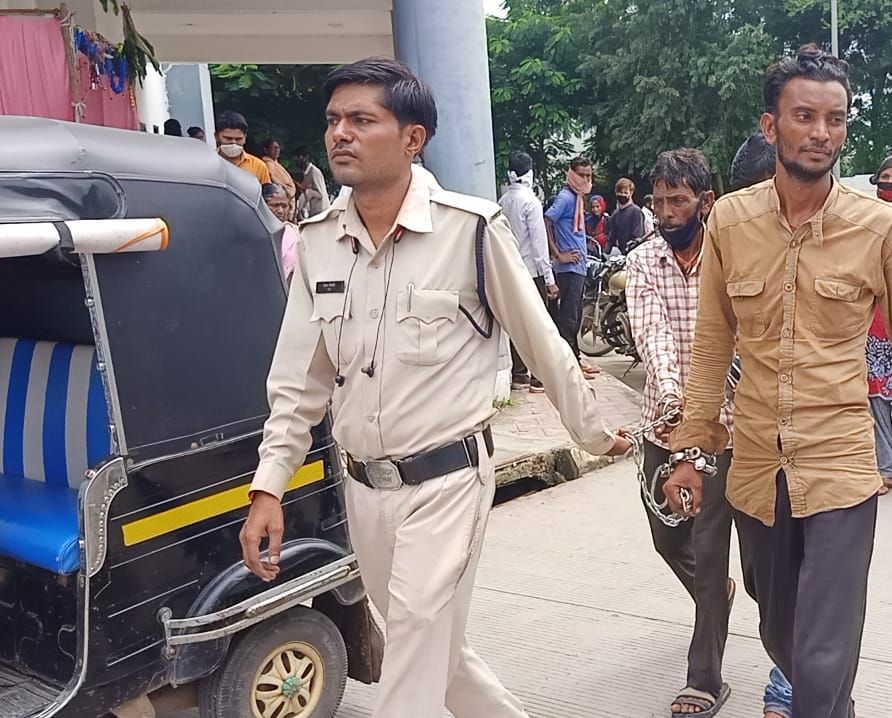  Kotwali police arrested 5 people of Ahmedabad