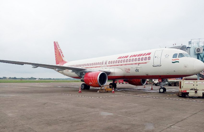 बर्ड हिट की शिकार हुई एयर इंडिया की फ्लाइट, केंद्रीय मंत्री समेत 179 यात्री थे सवार