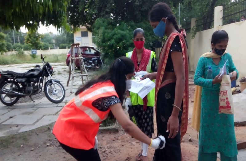 कड़ी निगरानी के बीच कृषि पर्यवेक्षक परीक्षा