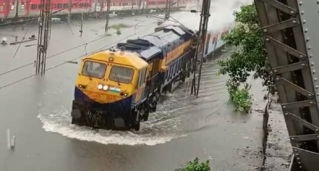 WEST BENGAL-WEATHER UPDATE 2021-कोलकाता में एक दिन में 142 मिमी बरसात
