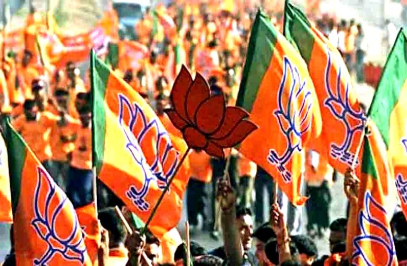 संगठन मंत्री के सत्कार से गरमाई भाजपा की राजनीति, केंद्रीय नेतृत्व तक पहुंची बात अब भाजपाई ही कर रहे सवाल