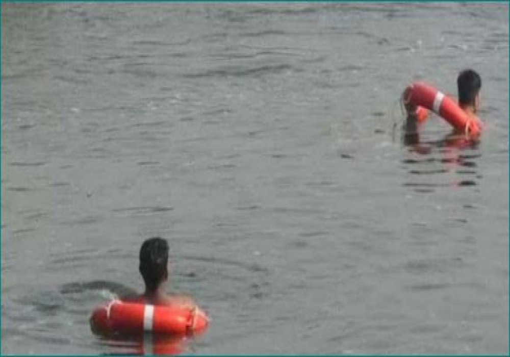 Major accident during Ganesh Statue immersion 5 Drowned in River
