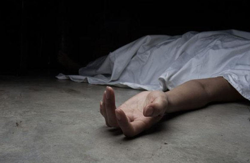 dead body of female sarpanch found in udaipur