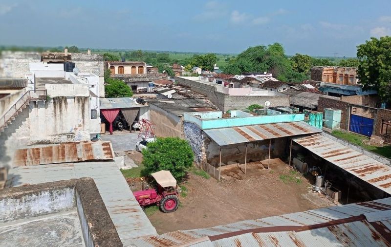 सुवासा में हर तीसरे घर का सदस्य सरकारी शिक्षक