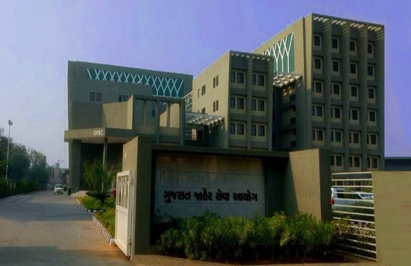 गुजरात में वर्ग एक, दो और तीन के 215 पदों पर होगी भर्ती