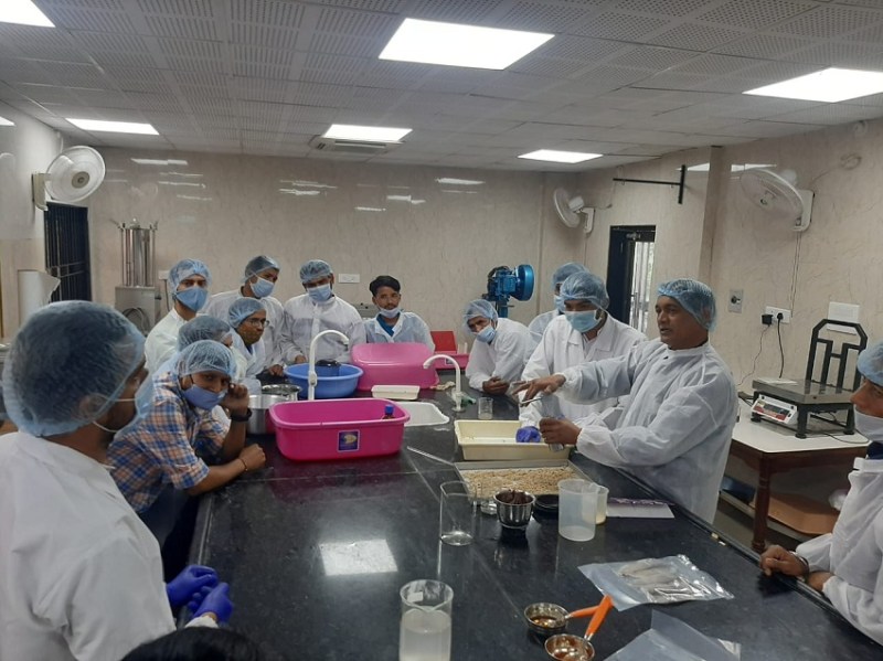 उत्तराखंड के मछुआरों ने लिया आय बढ़ाने का प्रशिक्षण