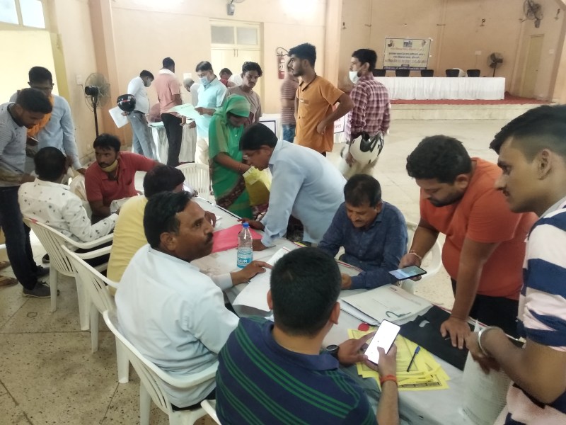 सभी मूलभूत सुविधाएं फिर भी कच्ची बस्तियां, डी-नोटिफाइड हो तो मिले लाभ