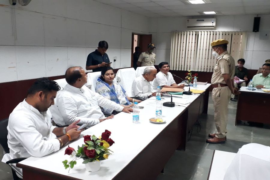 तीन माह बाद भी वन्यजीव शिकार की घटनाओं में कोताही बरतने पर अधिकारियों को नोटिस देने के निर्देश