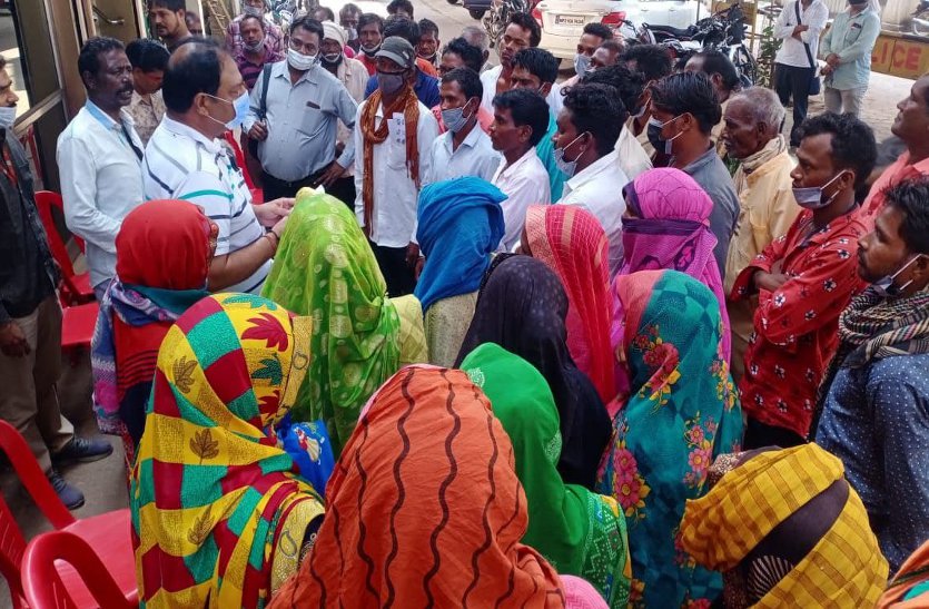 बड़वारा विधानसभा क्षेत्र के ग्रामीणों ने कटनी विधायक से लगाई न्याय की गुहार, डरे-सहमे हैं लोग