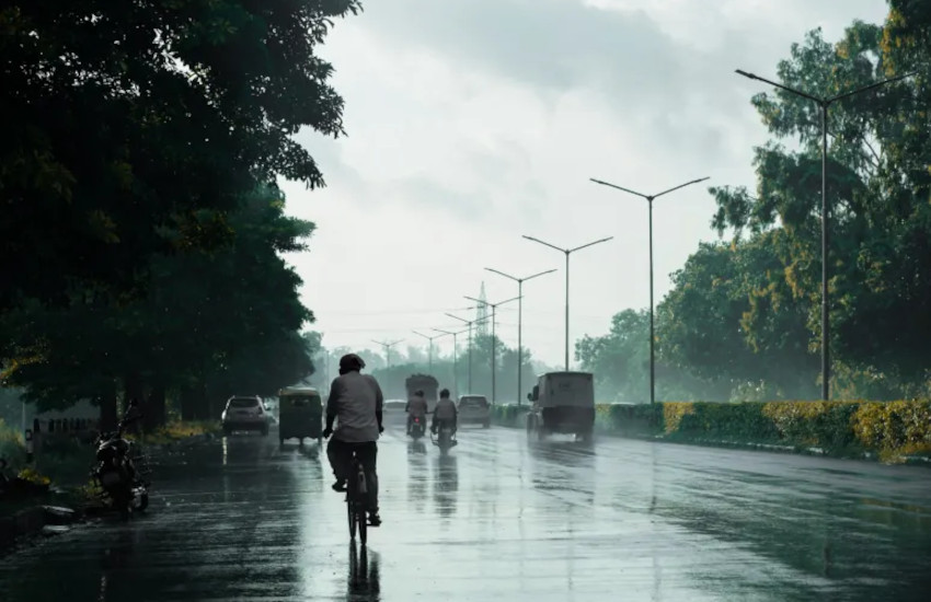 heavy_rain_in_delhi_haryana_weather_news.jpg