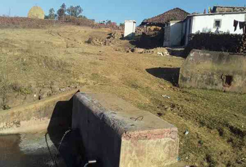 Pataltod well in Mainpat