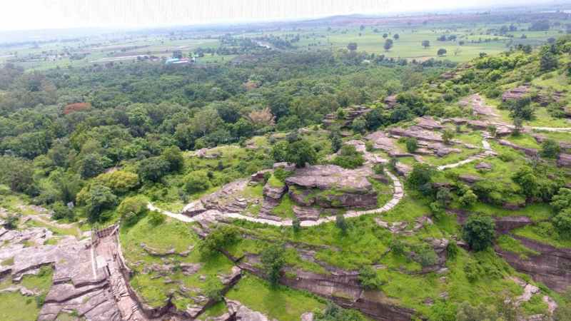 उदयगिरी की पहाड़ी यानी प्रकृति का सौंदर्य और गुफाओं में चौथी शताब्दी का शिल्प