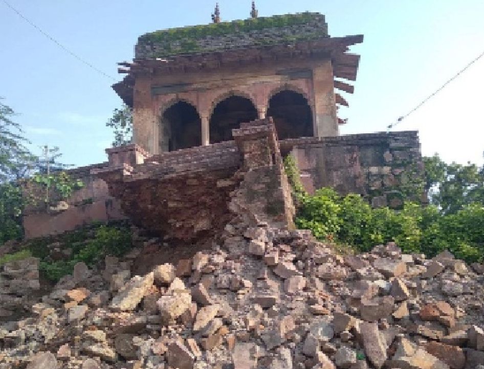 कोटा खुर्द में ज्ञानराय भगवान का मंदिर हुआ क्षतिग्रस्त