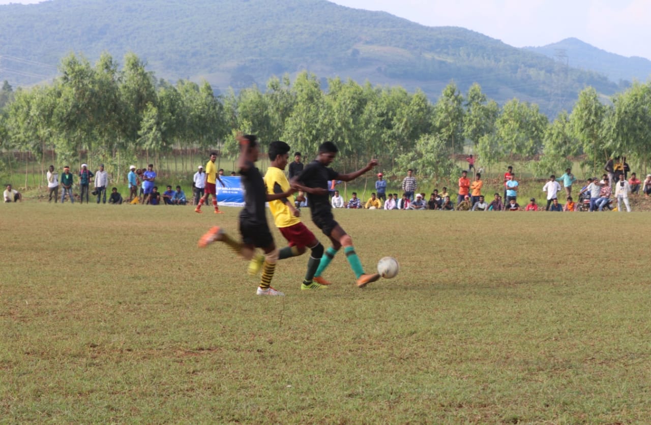 Commissioner's initiative to popularize football in the village, 10-da