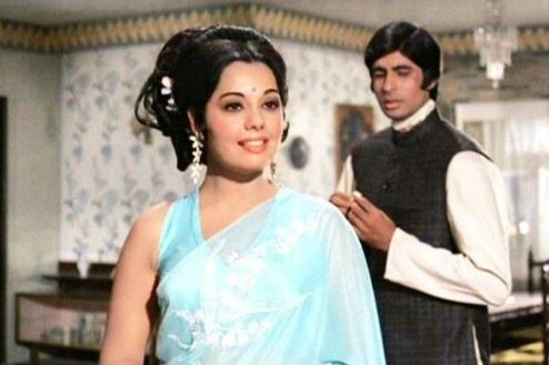 when Actress Mumtaz left her expensive car for Amitabh Bachchan