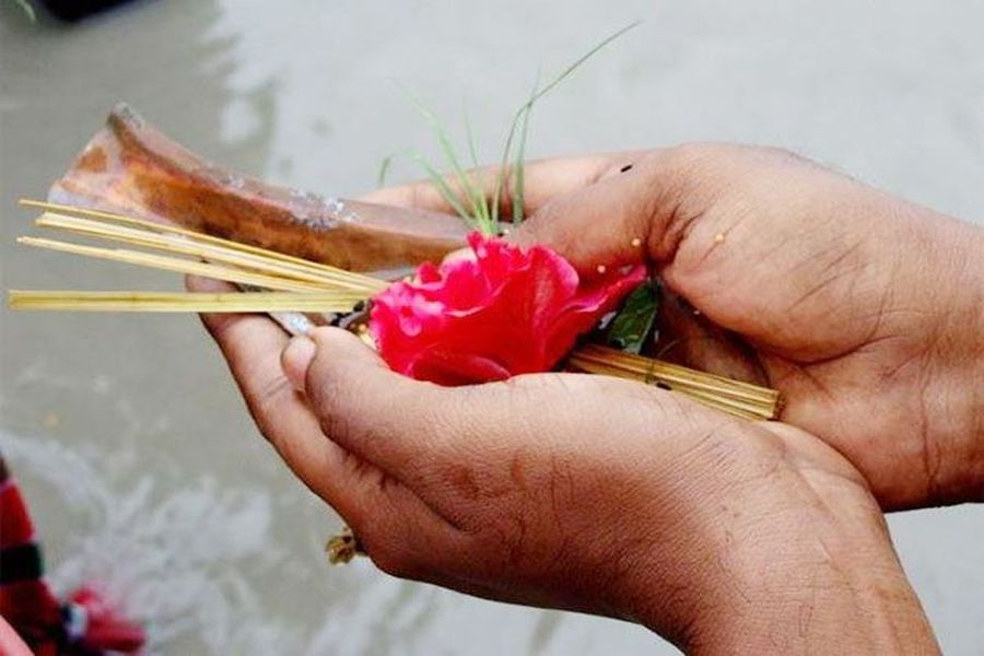 गजछाया योग में होगा सर्वपितृ श्राद्ध का तर्पण