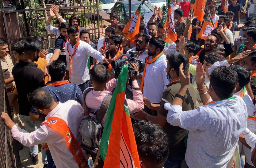 Bhajpa Yuva Morcha BJYM protest on REET Exam Issue