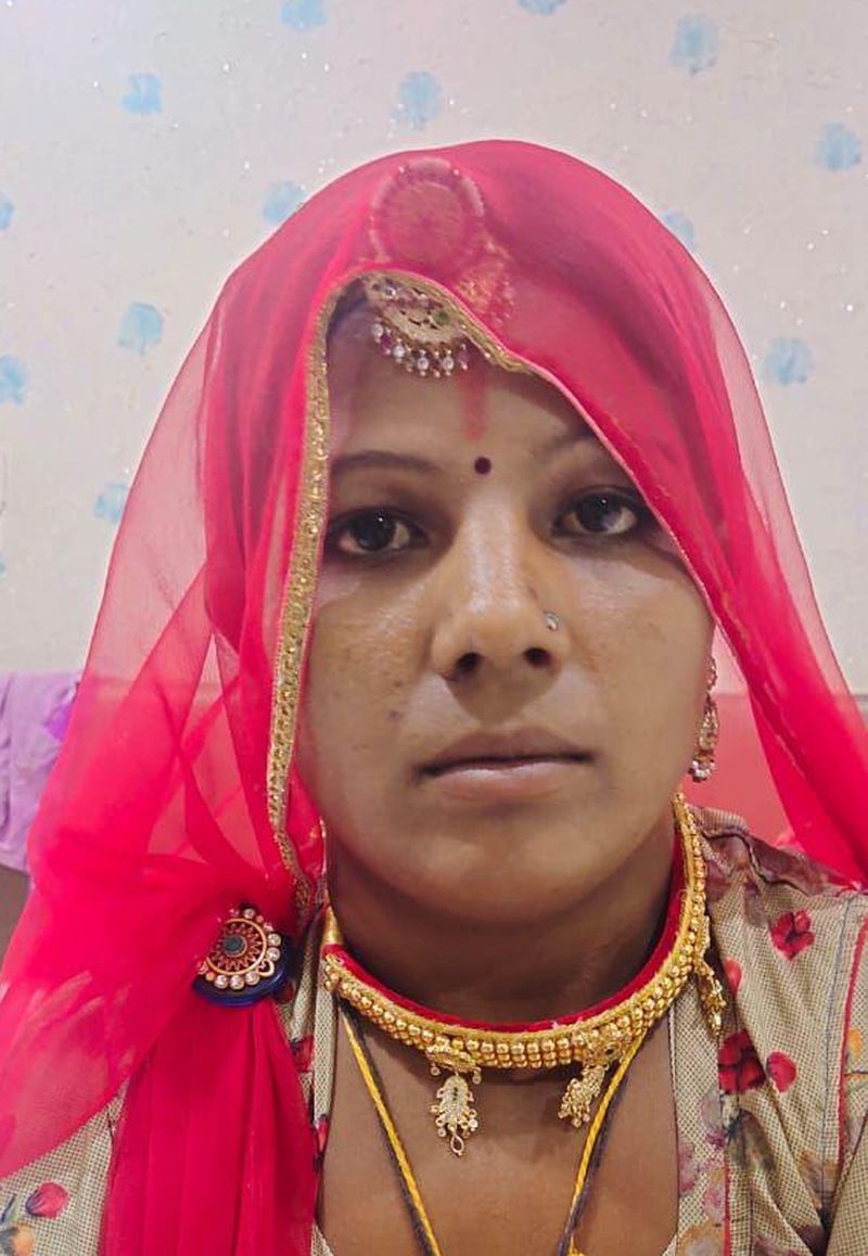 नरेगा में अद्र्ध कुशल मजदूर को अब प्रधान का ताज