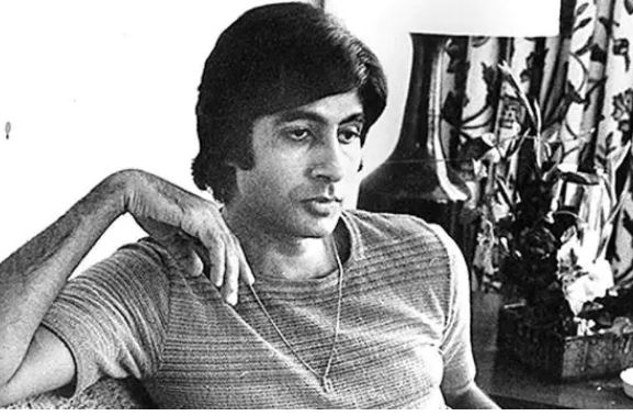 When Amitabh Bachchan lost movie after shooting n dharmendra got role