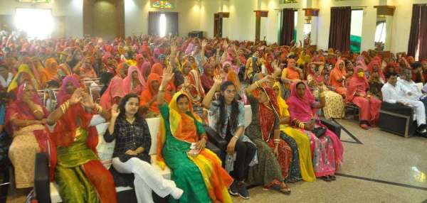 भाजपा राज में अंधेर नगरी चौपट राजा की कहावत चरितार्थ होती नजर आती -रेहाना रियाज