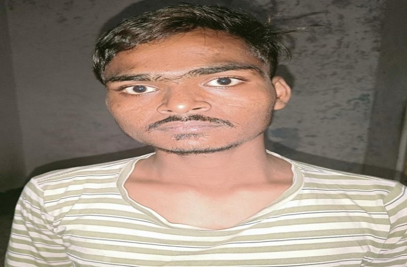 मामूली कहासुनी के बाद चाकू मारने वाले युवक को पुलिस ने दबोचा