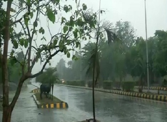 Delhi Weather News Updates Today