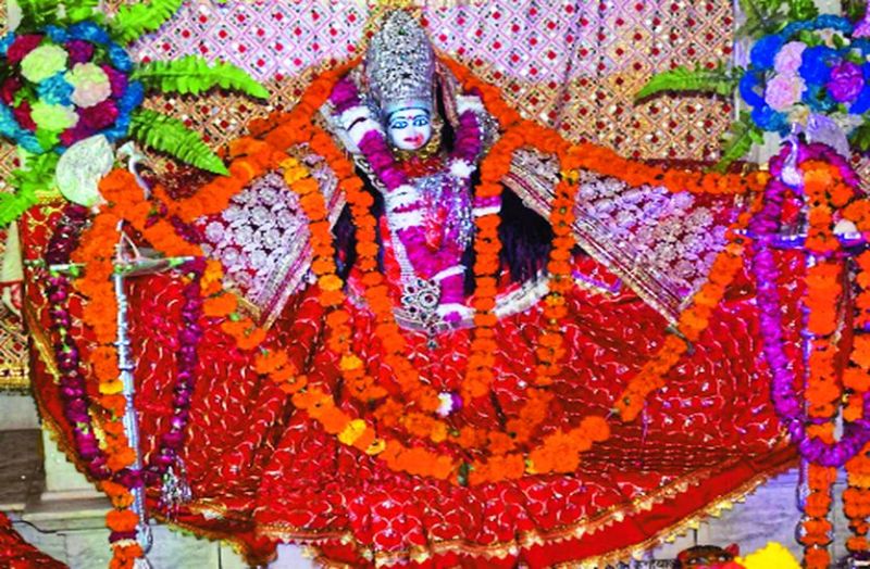 हर मां का है अलग भोग, लगाएंगे तो बनेगा योग