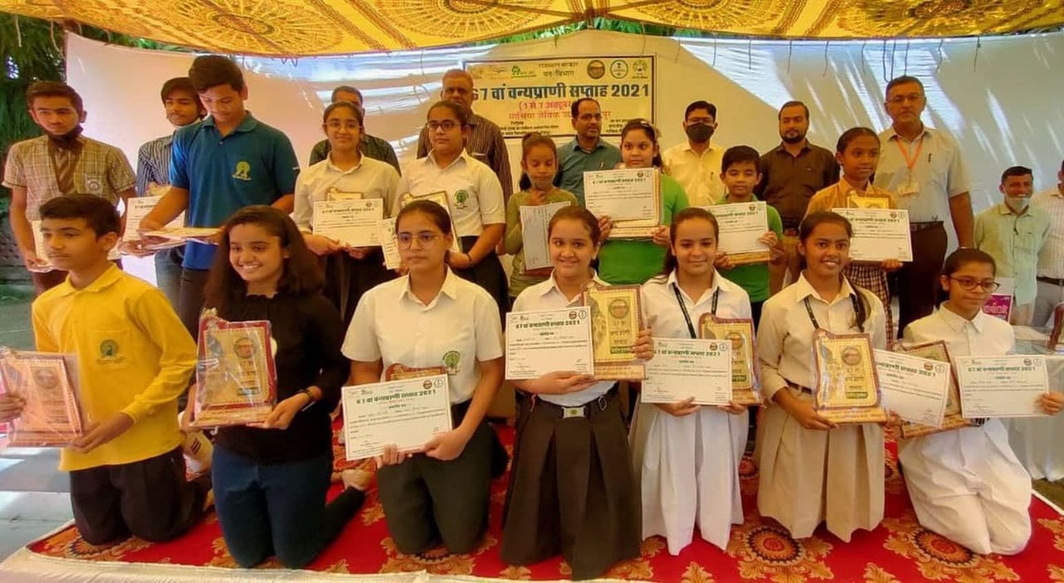 पर्यावरण विनाश से खतरे में वन्यजीवों का अस्तित्व, बचाने के लिए प्रयास जरूरी