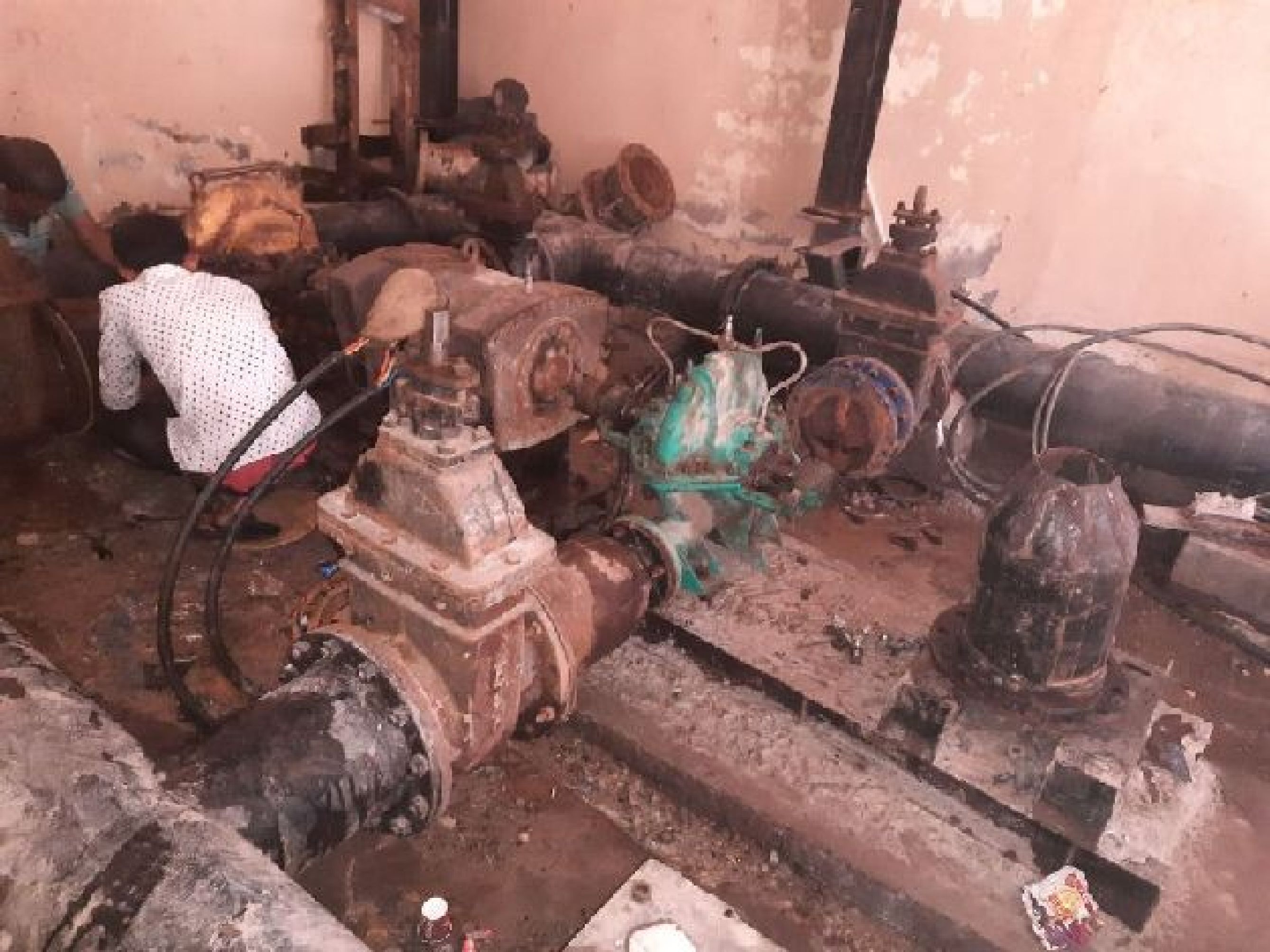 भीतरी शहर की 12 कॉलोनियों के 1 हजार घरों में पानी के लिए त्राहि-त्राहि