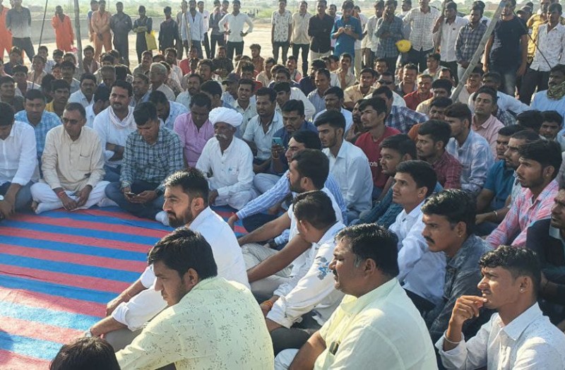 People protest demand employment near barmer refinery