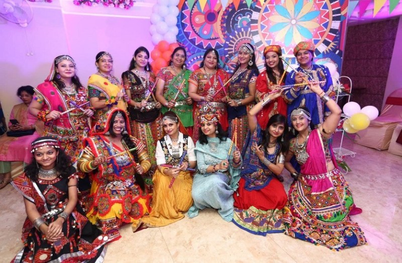 डांडिया में मिले प्राइज