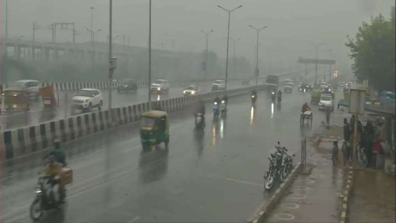 Delhi Weather News Updates Today