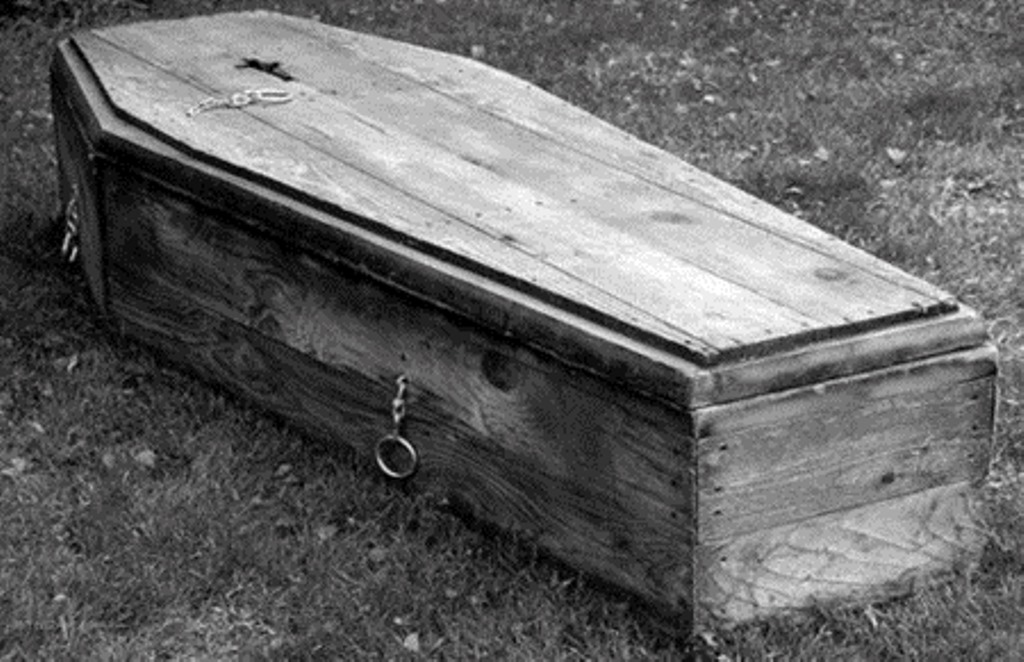 old-coffin.jpg