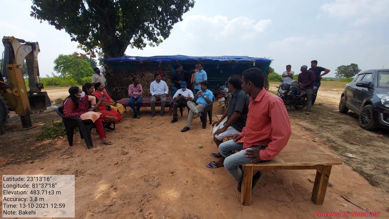 Villagers complained about the access road, the collector gave instruc