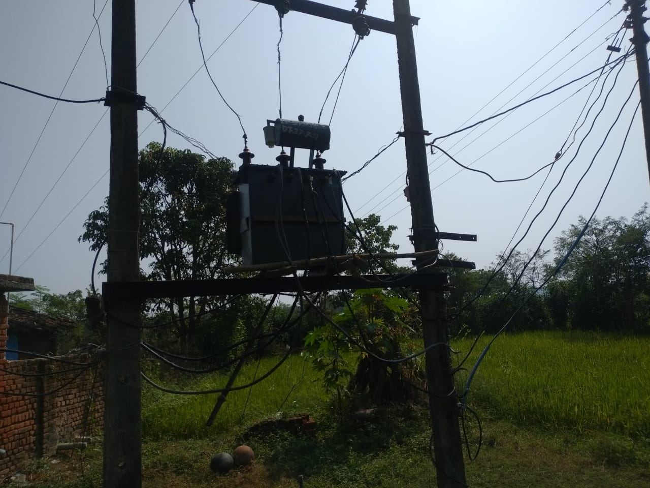 Village electricity off for a week, more than 200 families in darkness
