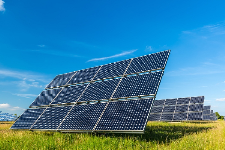 सौर ऊर्जा उत्पादन को कैसे प्रोत्साहन मिल सकता है?