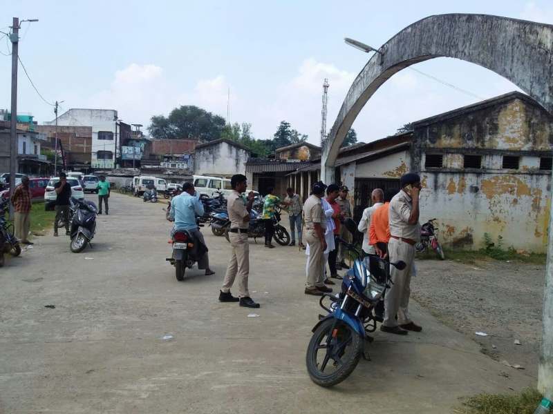 shopkeeper was brutally beaten up