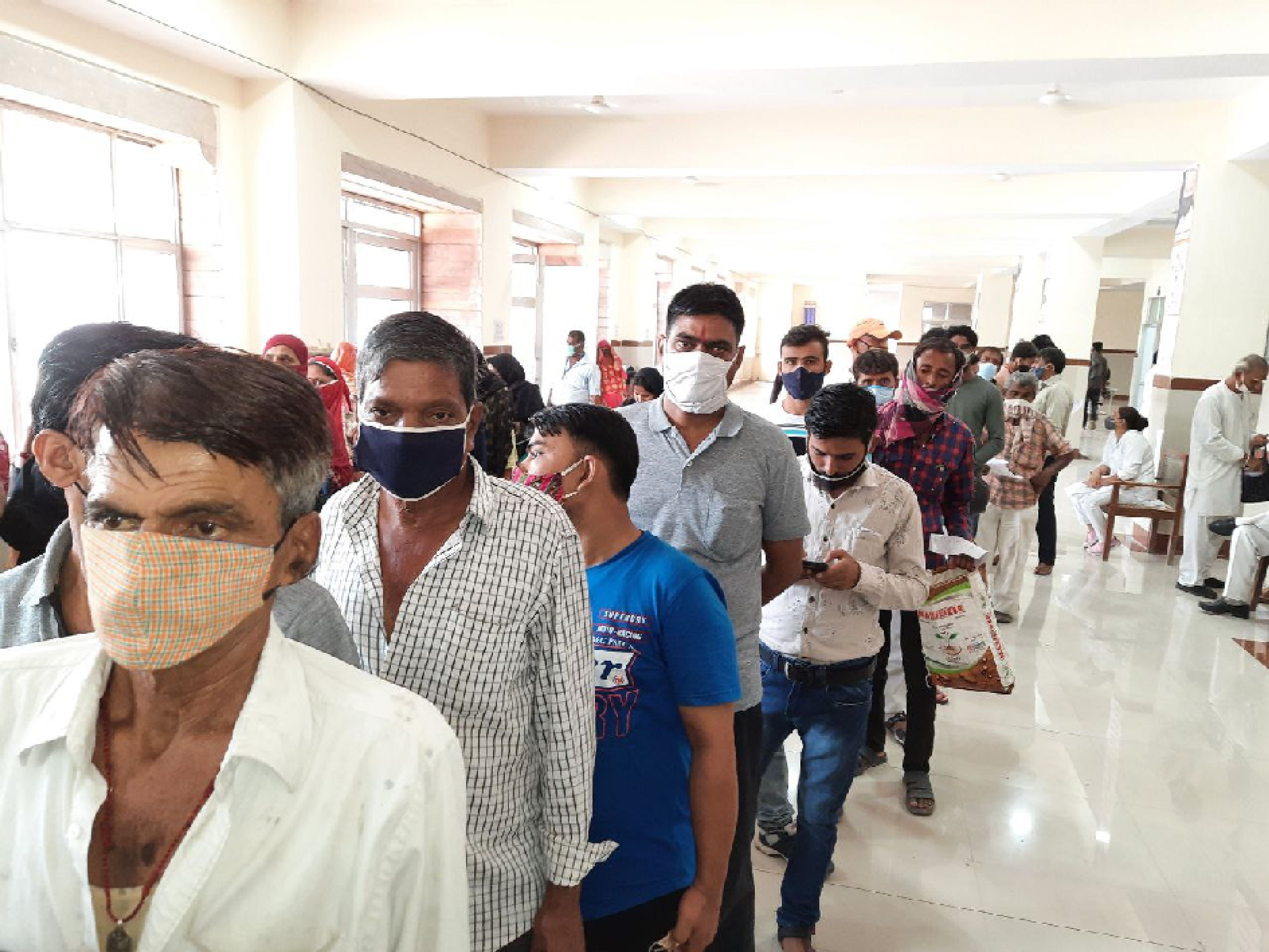 छोटी-बड़ी समस्याएं आई, लेकिन पहले दिन रही 600 मरीजों की ओपीडी