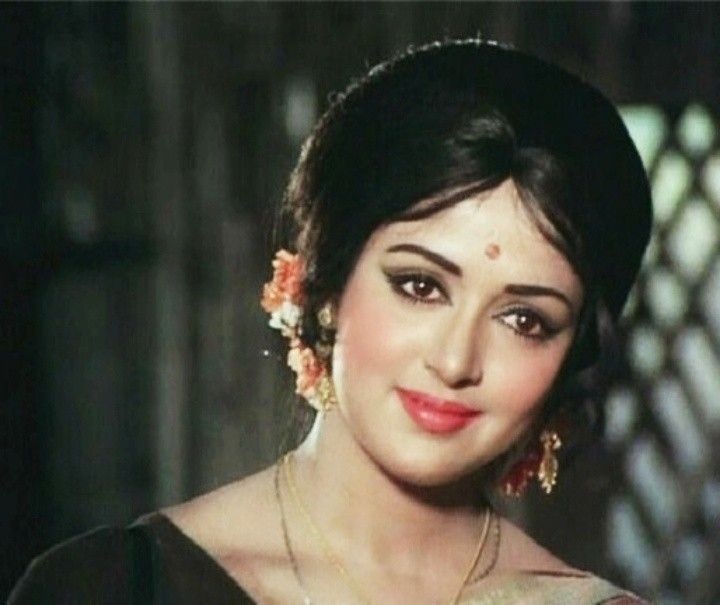 Know how Hema Malini became the dream girl of Bollywood