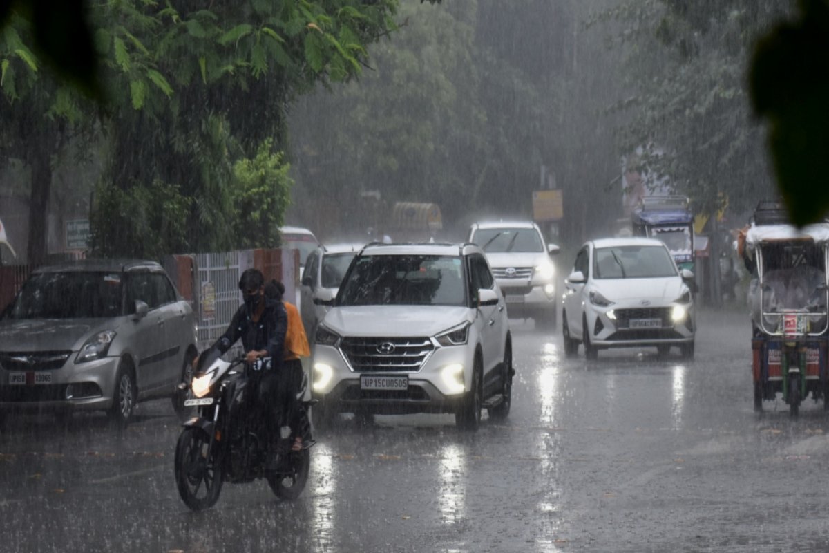 Delhi Weather News Updates Today
