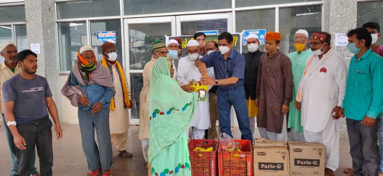 Eid Miladunnabi: Prayer for peace, fruits distributed in the hospital