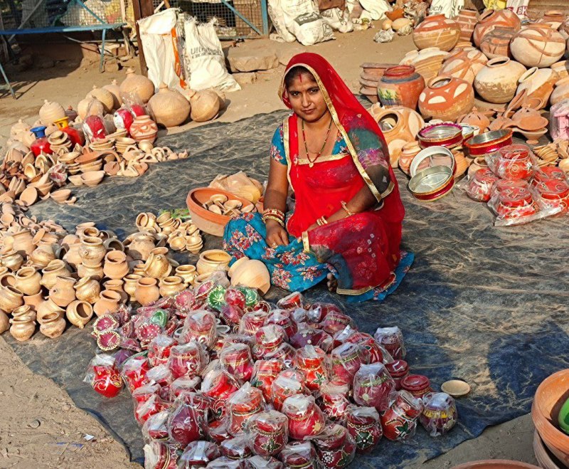 घर-घर में तैयारी, बाजारों में खरीदारी