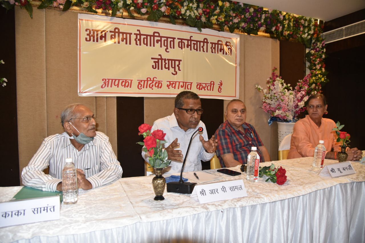 सरकारी नीतियों की वजह से लाभ वाली बीमा कंपनियां हानि में पहुंची