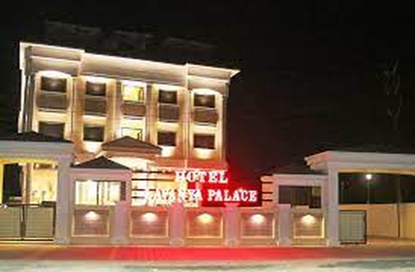 Hotel Lavanya Palace