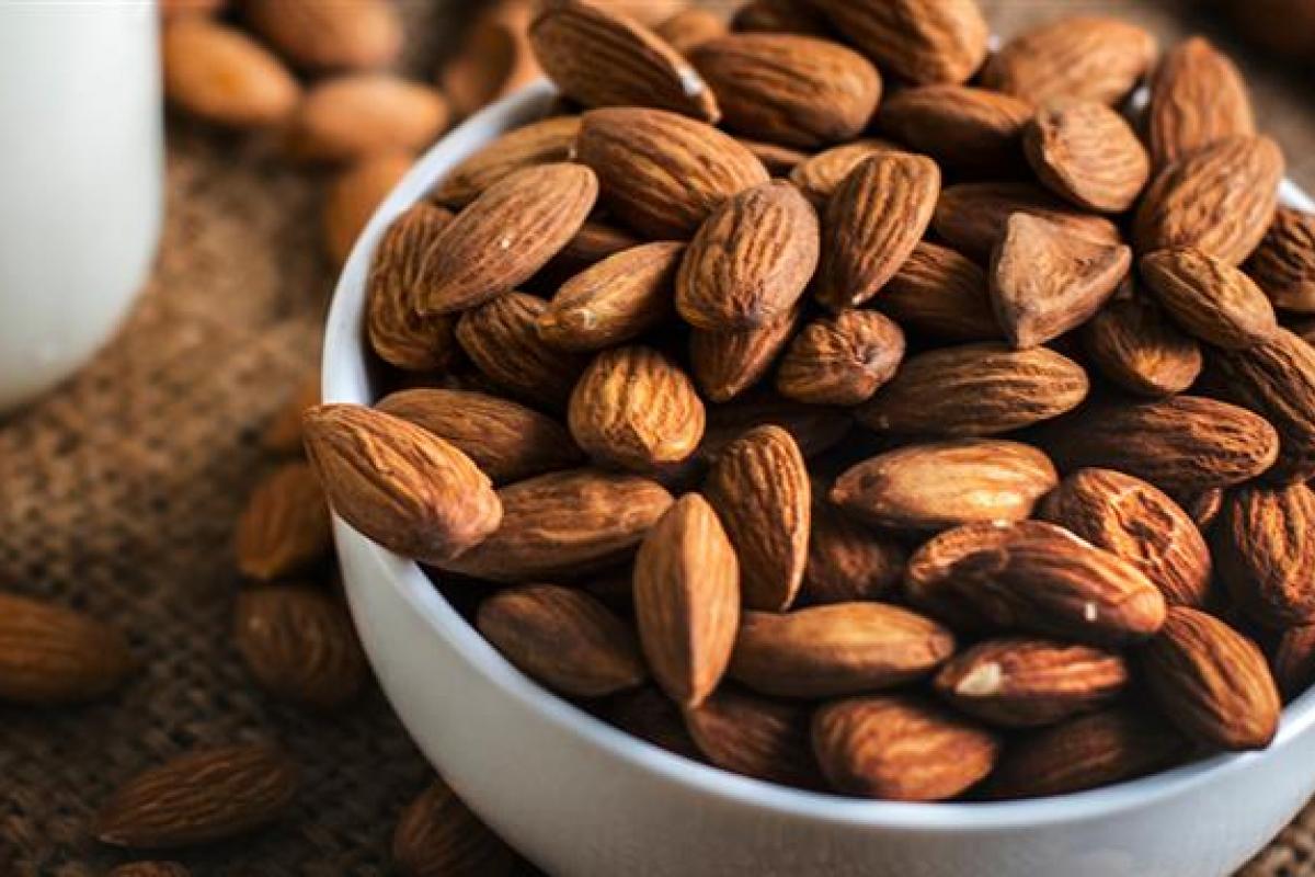 health benefits of soaked almonds
