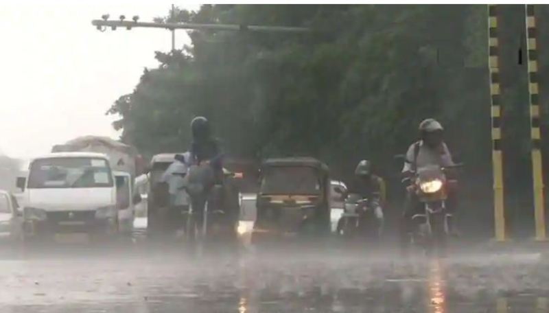 Delhi Weather News Updates Today